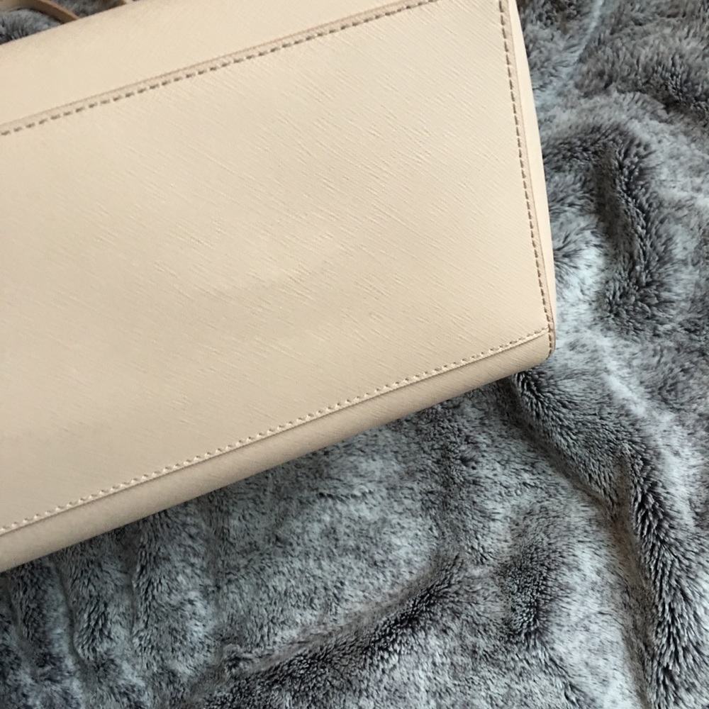 Tory Burch York buckle Pink leather bag - Picture 4 of 8